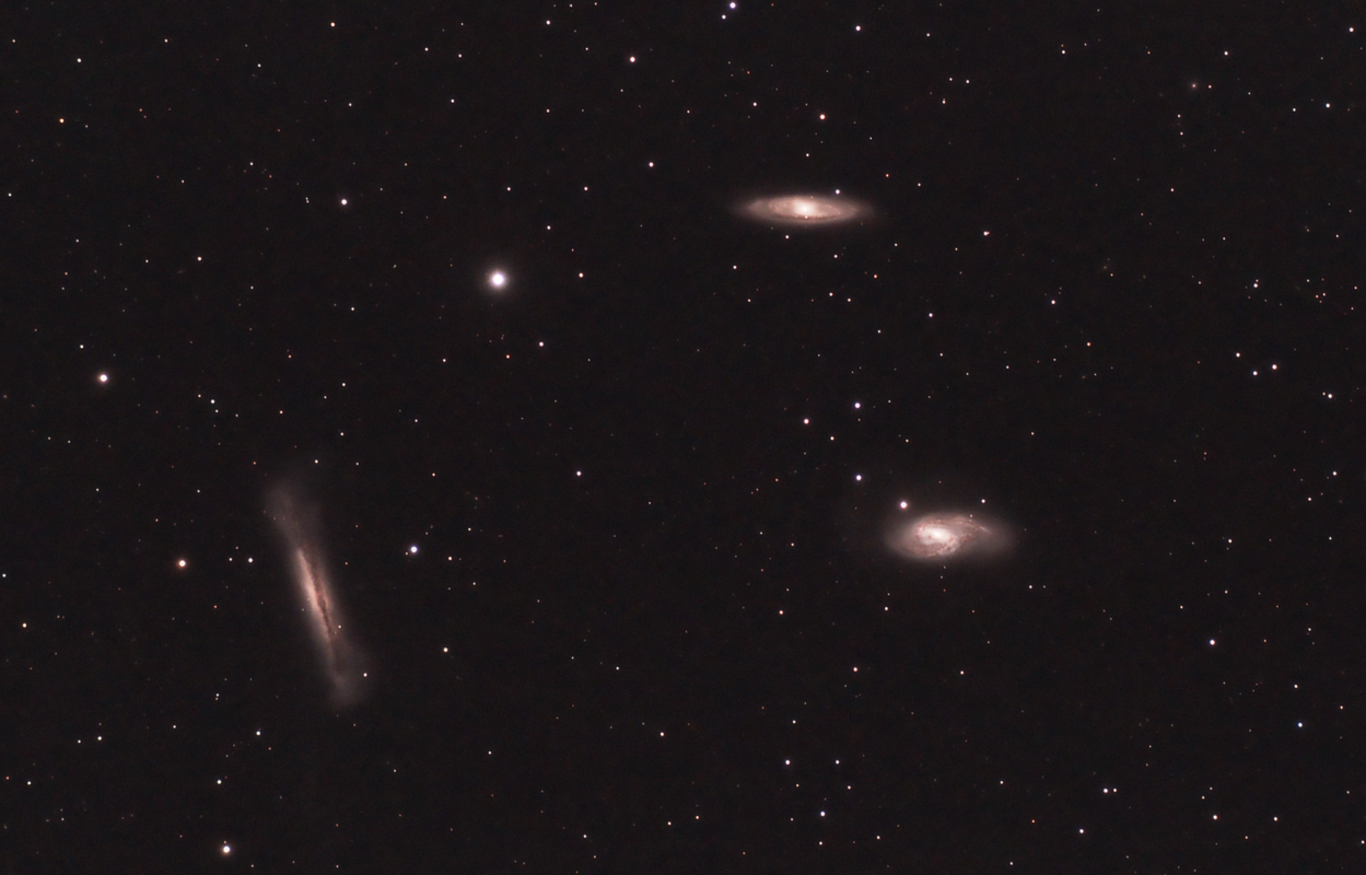 Leo Triplet using a Canon DSLR and my Sky-Watcher Evostar 72ED telescope.